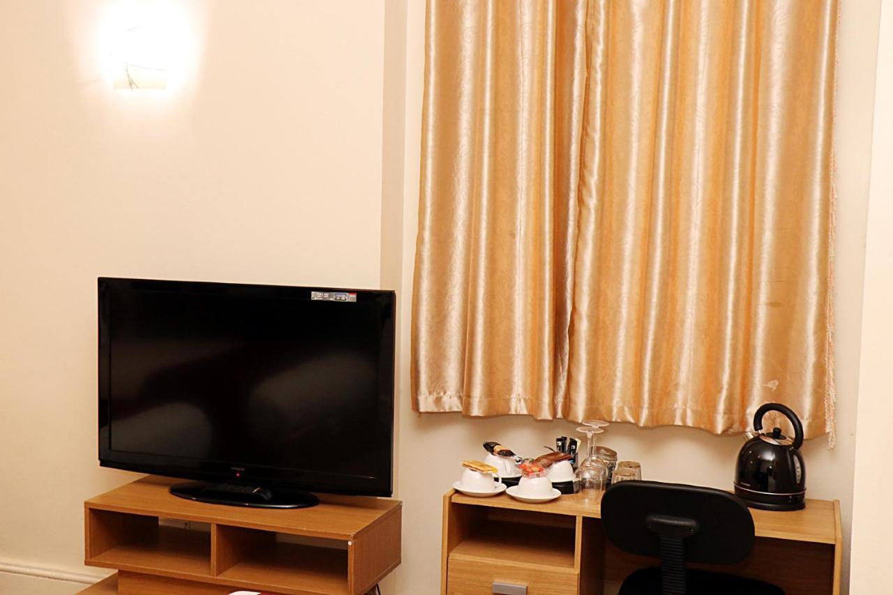 Gatwick Inn Horley Dış mekan fotoğraf